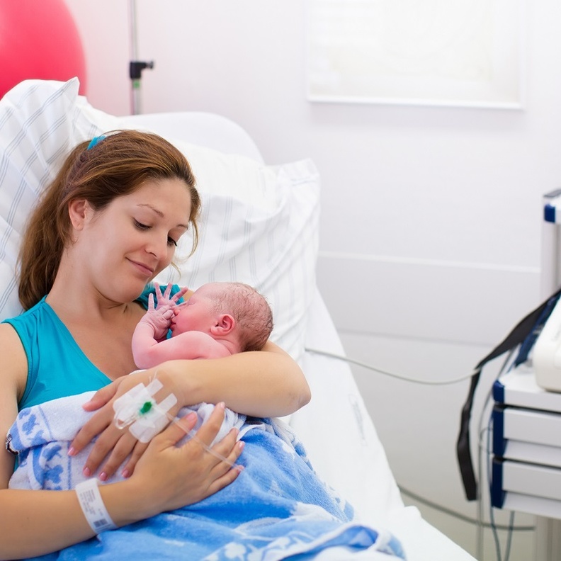 كيف يكون شكل جرح الولادة القيصرية الثانية