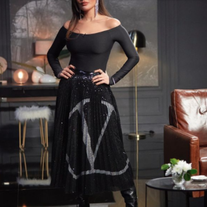 أفكار لتنسيق التنورة الماكسي من وحي إطلالات النجمات