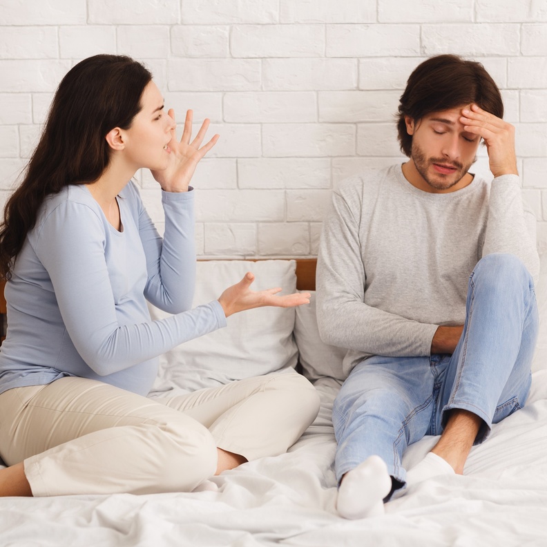 هل عصبية الحامل من علامات الحمل بولد