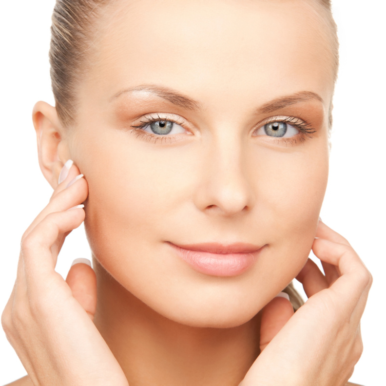 أفضل وصفات طبيعية للحفاظ على نضارة الوجه وترطيبه في الخريف