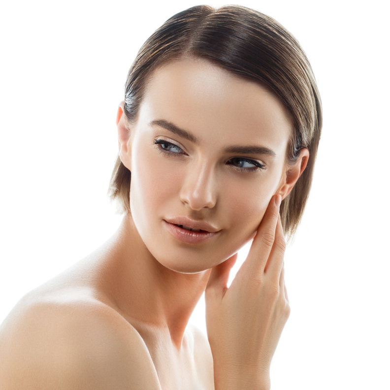 أفضل زيوت طبيعية لتفتيح الجسم بعد إنتهاء موسم الصيف