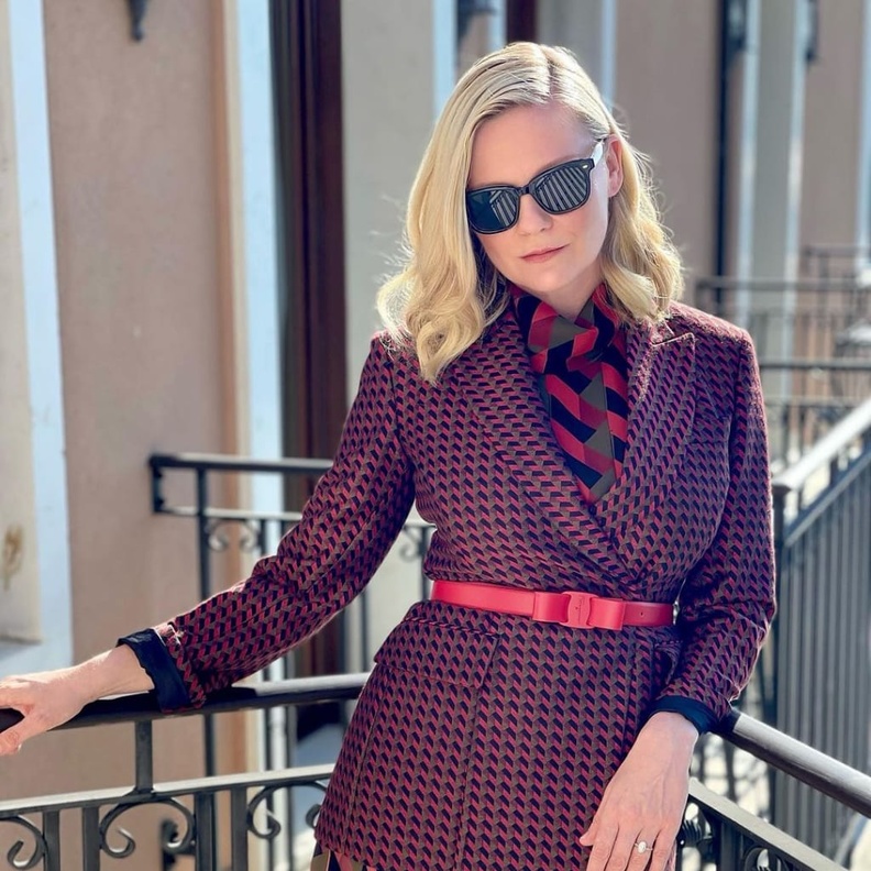 كريستين دانست بأناقتها المعتادة