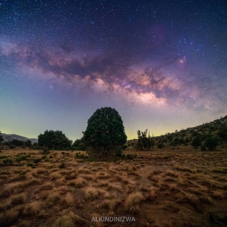 صور استثنائية لأضواء السماء في محمية الحجر الغربي بسلطنة عُمان