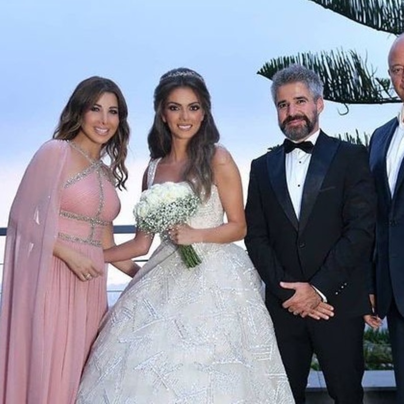 نانسي عجرم تطرح كليبها الجديد "حياة" بمشاركة شقيقها وعروسته 