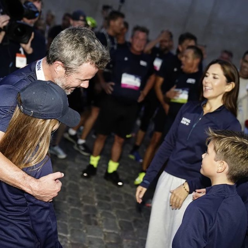 العائلة المالكة الدنماركية تشارك في الماراثون الملكي لعام 2021