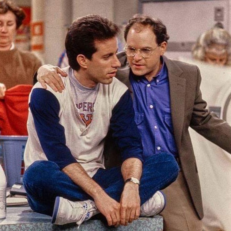 جيسون ألكسندر وجيري ساينفيلد في مسلسل "Seinfeld"
