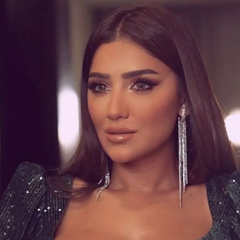 أبرز تسريحات شعر ومكياج النجمات في مهرجان الفضائيات العربية