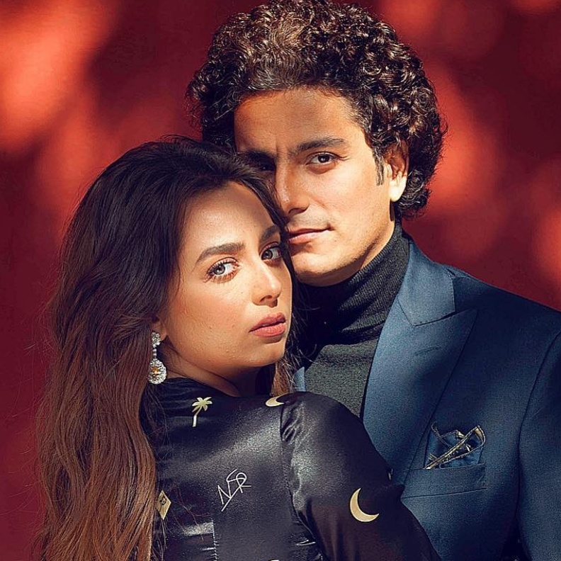 هبة مجدي ومحمد محسن يرزقان بمولودهما الثاني ويكشفان عن اسمه