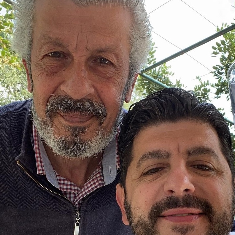 طوني عيسى ووالده