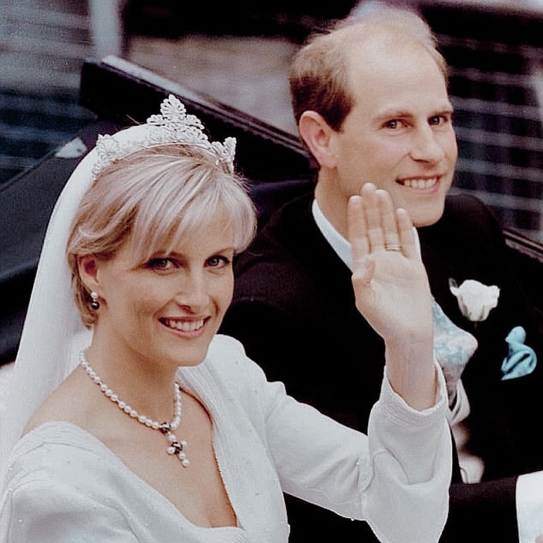 خاتم خطوبة صوفي كونتيسة وسكس أكثر خواتم الخطبة الملكية رومانسية