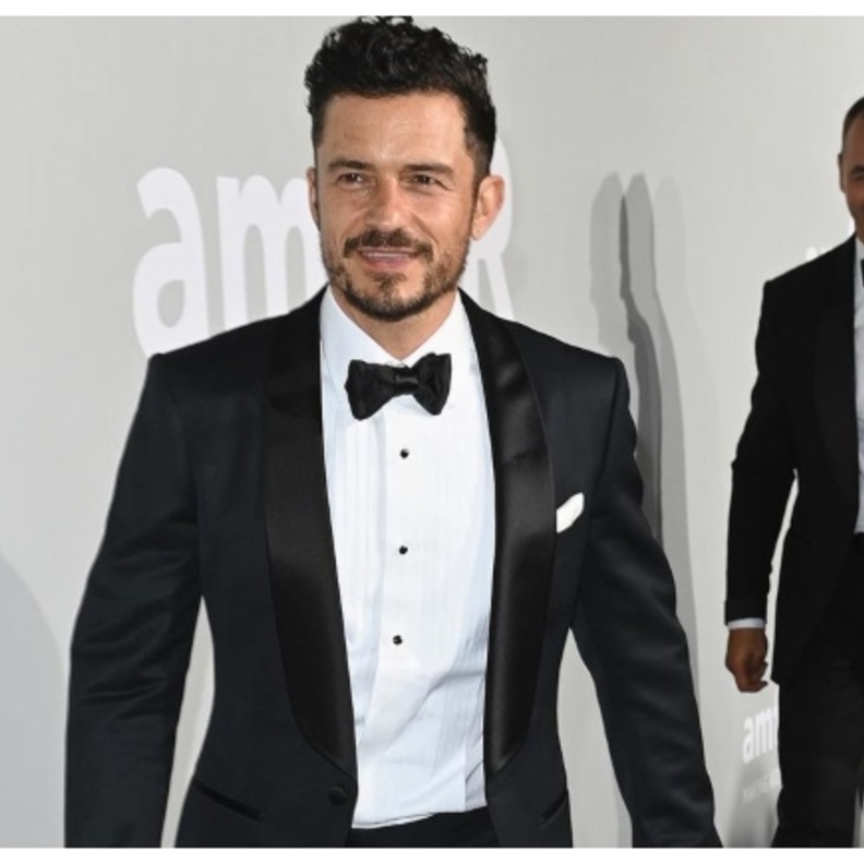 أورلاندو بلوم يثير إعجاب المتابعين