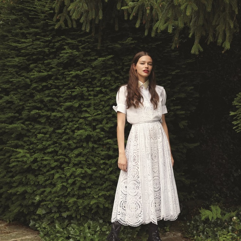 جلسة تصويرية خاصة ب"هي" بعنوان Roses Have Thorns