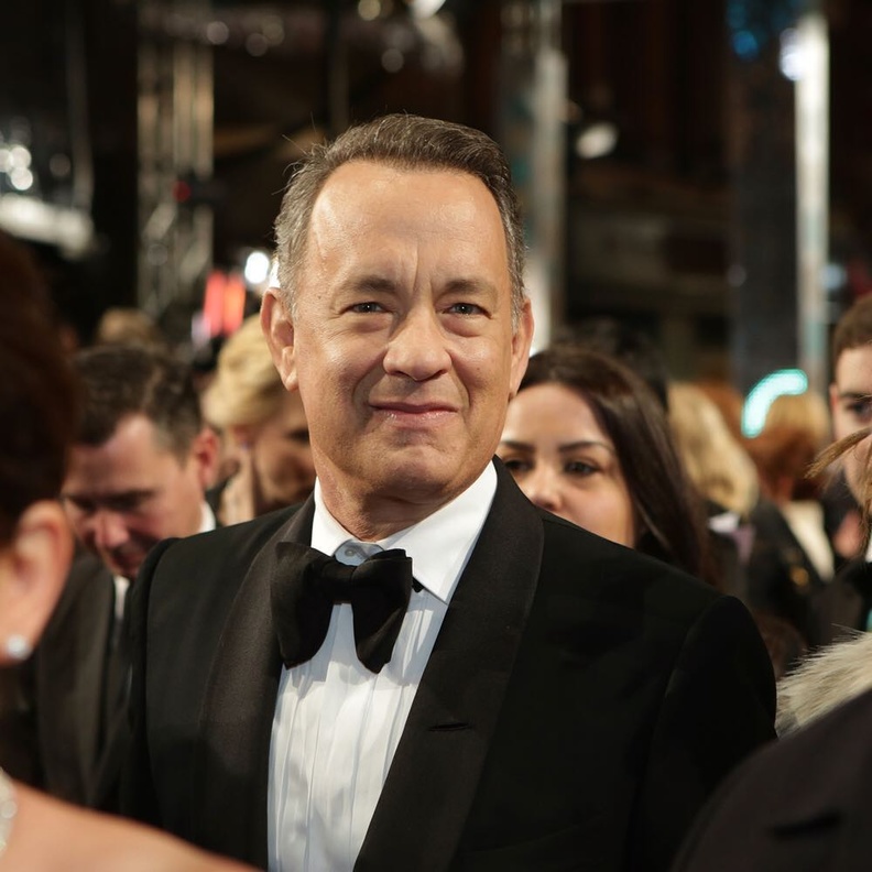 شاهد تألق توم هانكس في تريلر فيلمه الجديد "Finch"