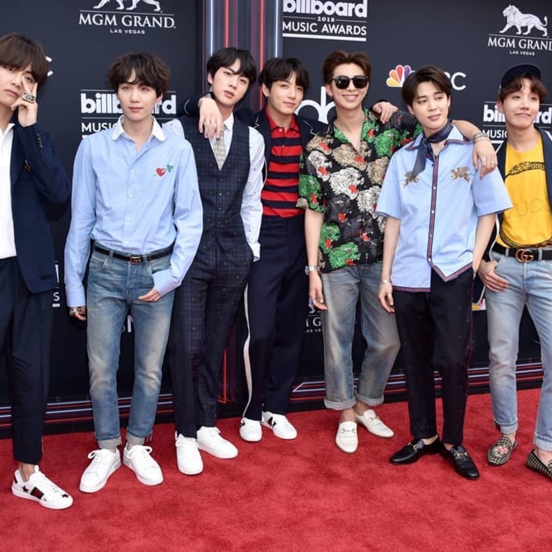 تفاصيل أول حفل مباشر لفرقة BTS منذ الوباء في لوس أنجلوس