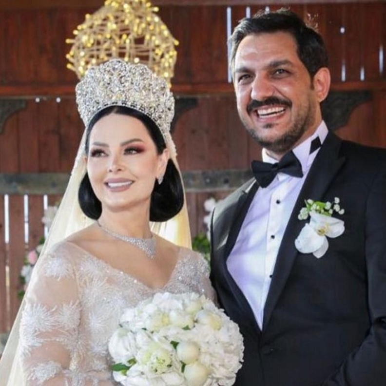 ديانا كرزون تحتفل بعيد زواجها الأول