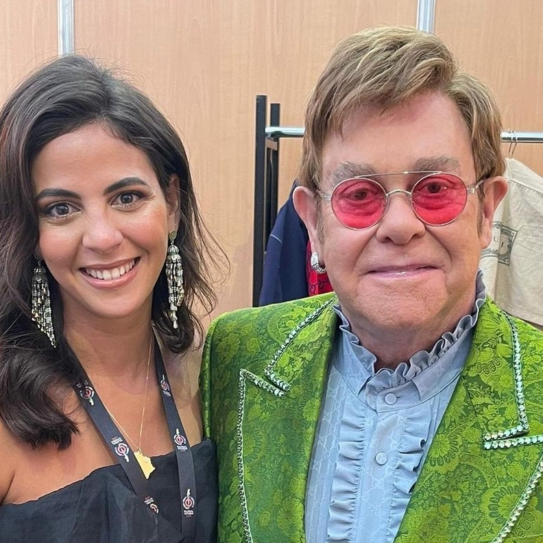 فاطمة سعيد وإلتون جون- صورة من حساب إلتون جون على انستقرام