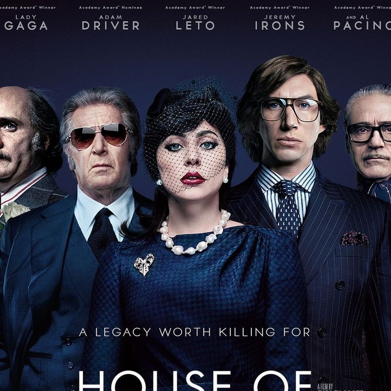 ليدي جاجا على بوستر فيلم "House of Gucci"- صورة من حسابها على انستقرام
