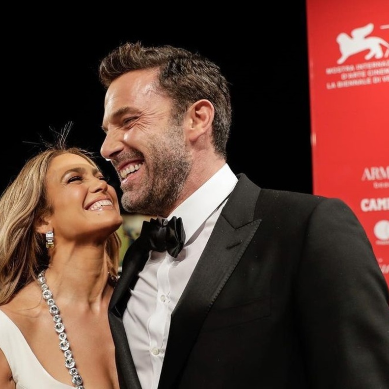 جينيفر لوبيز وبن افليك