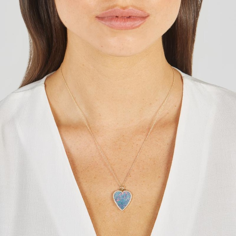 أجمل مجوهرات الأوبال حجر مواليد أكتوبر