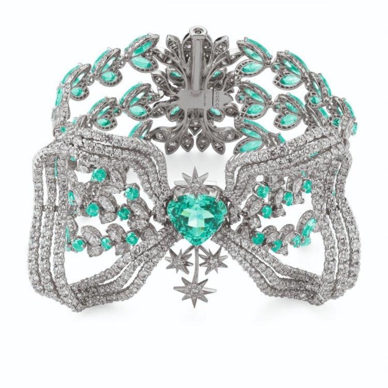 اسوارة من غوتشي  Gucci