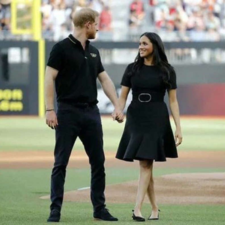 الأمير هاري Prince Harry وميغان ماركل Meghan Markle دوقة ساسيكس، يستعدان لعقد صفقة إعلامية ضخمة مع بيل جوتي Bill Guthy