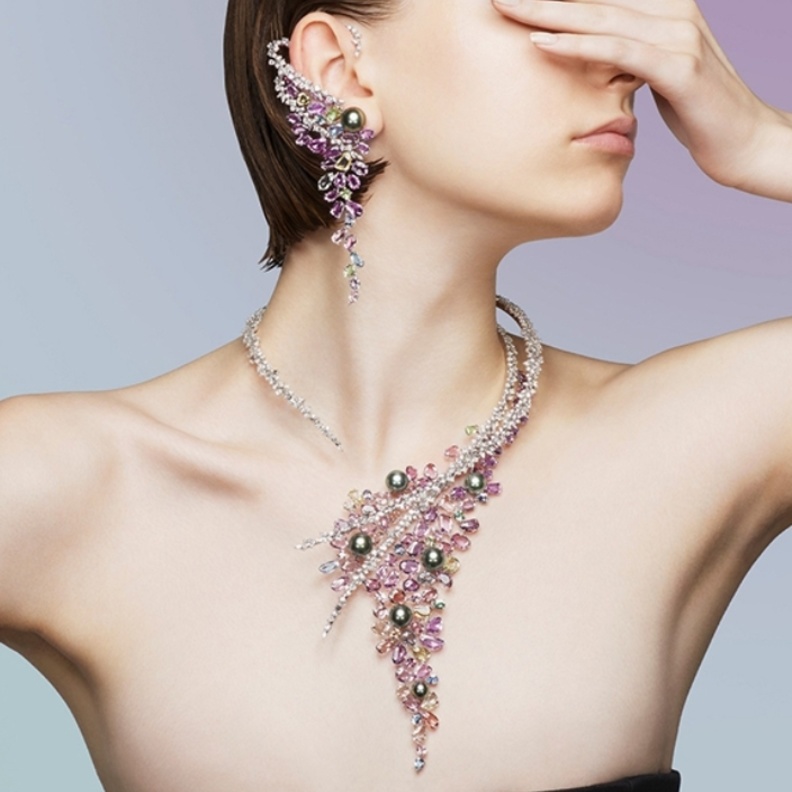 الصورة الرئيسية من موقع TASAKI