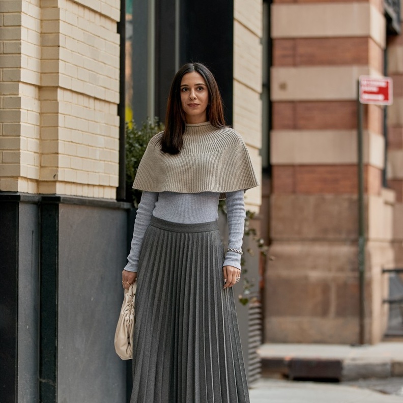 أفكار لاعتماد وتنسيق التنورة البليسيه موضة هذا الخريف