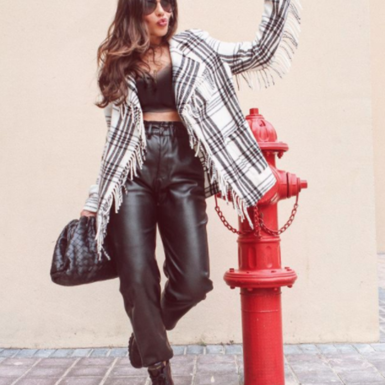 موديلات جاكيتات مثالية لفصل الخريف باسلوب العنود بدر