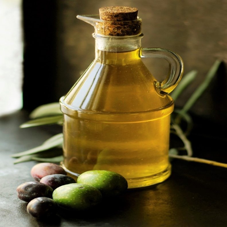 زيت الزيتون وعلاقته بسرطان الثدي