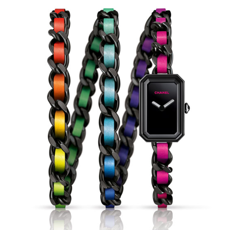 ساعة من شانيل CHANEL