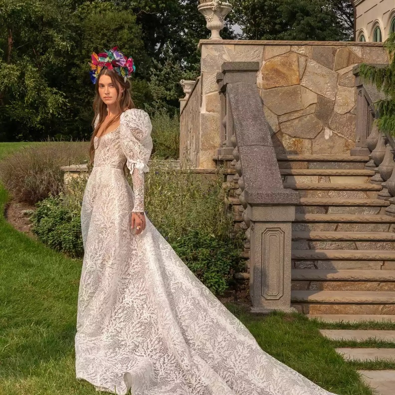 فساتين زفاف 2022 من أسبوع الموضة العرائسي@reemacra