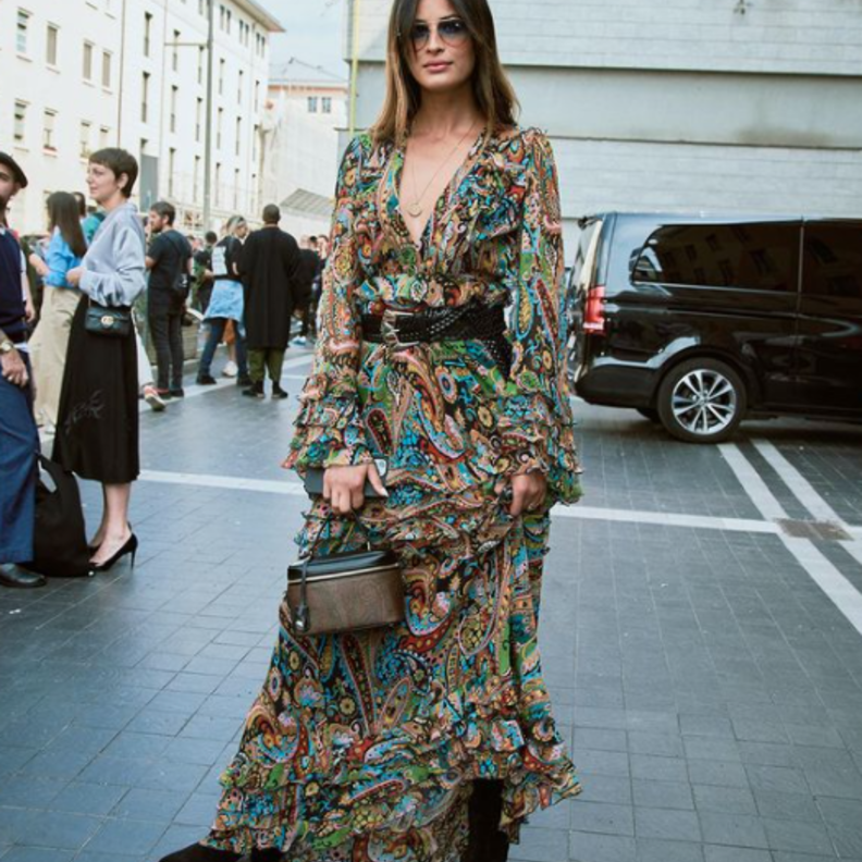 تنسيقات أزياء خريفية وعصرية لطويلات القامة على طريقة ريم سعيدي