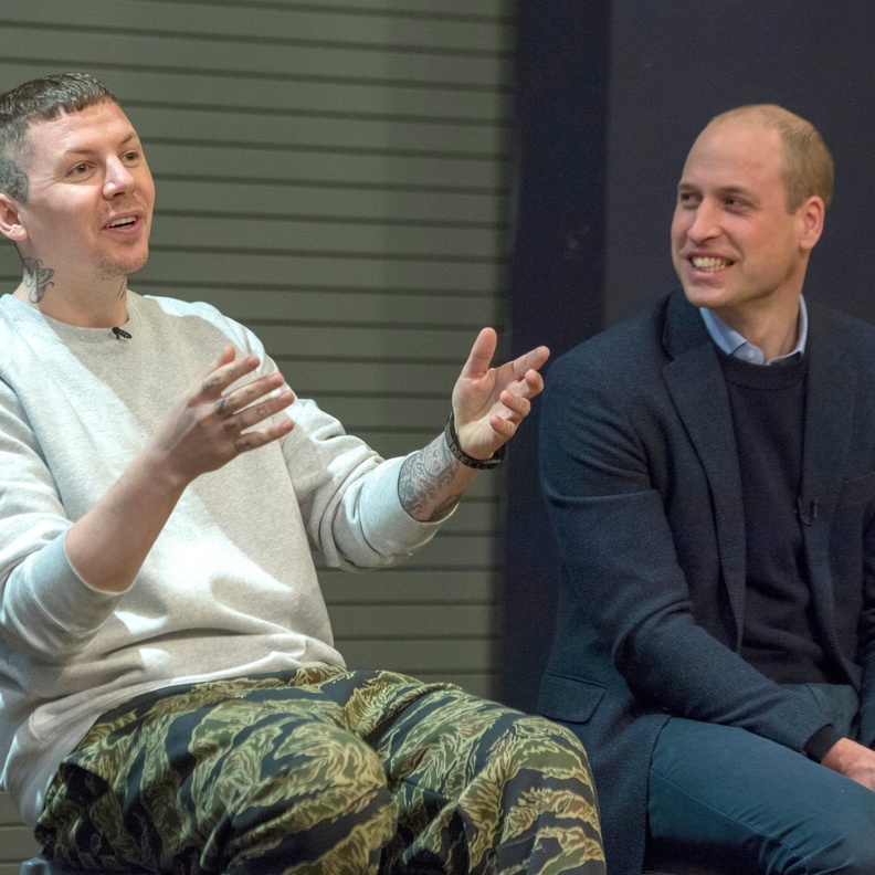 فضيحة تطارد المغني بروفيسور جرين