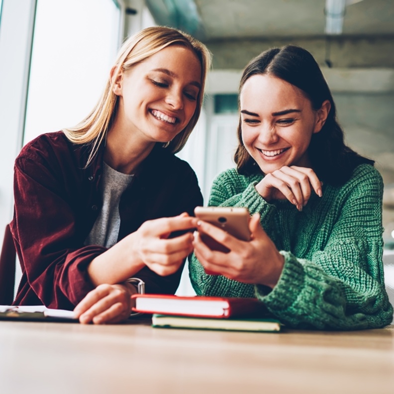 ما هي الأكثر الأبراج الإجتماعية من النساء