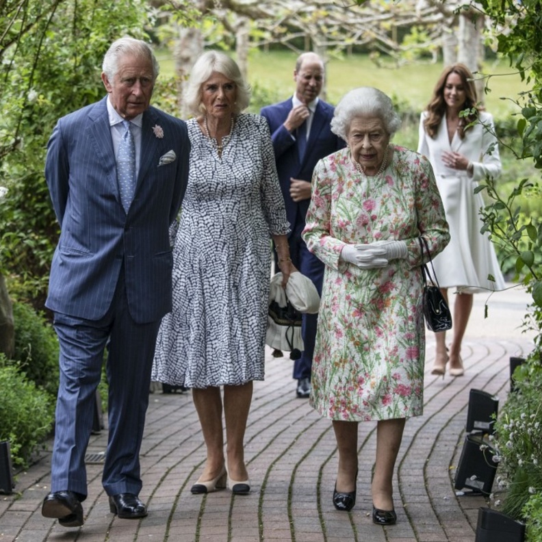 لماذا تسافر العائلة المالكة البريطانية إلى اسكتلندا الشهر المقبل؟