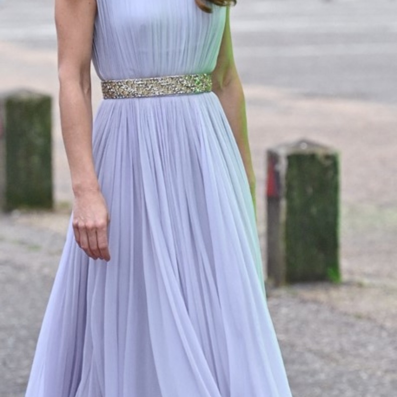 هذا هو سعر فستان كيت ميدلتون المعاد تدويره في حفل توزيع جوائز Earthshot