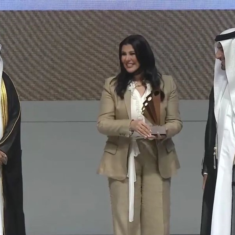 تكريم الإعلامية منى الشاذلي