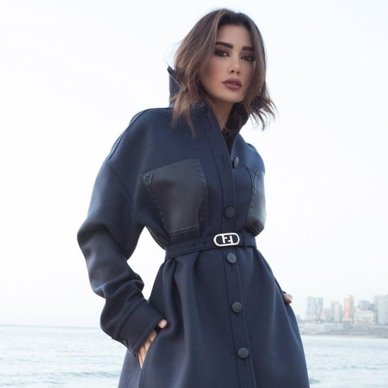 إطلالة جيسيكا عازار 