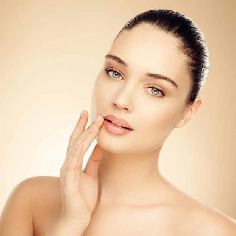 طريقة تكبير الشفايف بالفازلين