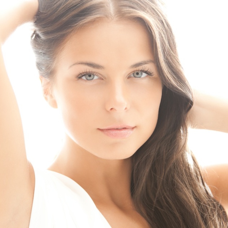 نصائح جمالية لصاحبات البشرة الدهنية وكيفية العناية بالبشرة