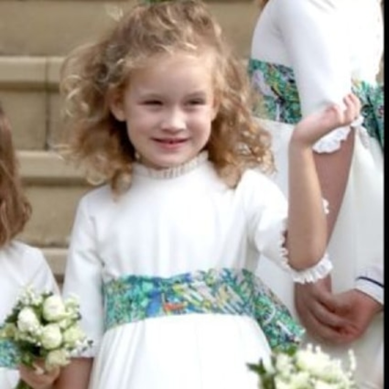 تعرفوا على وصيفة الشرف الصغيرة في حفل زفاف الأميرة يوجين