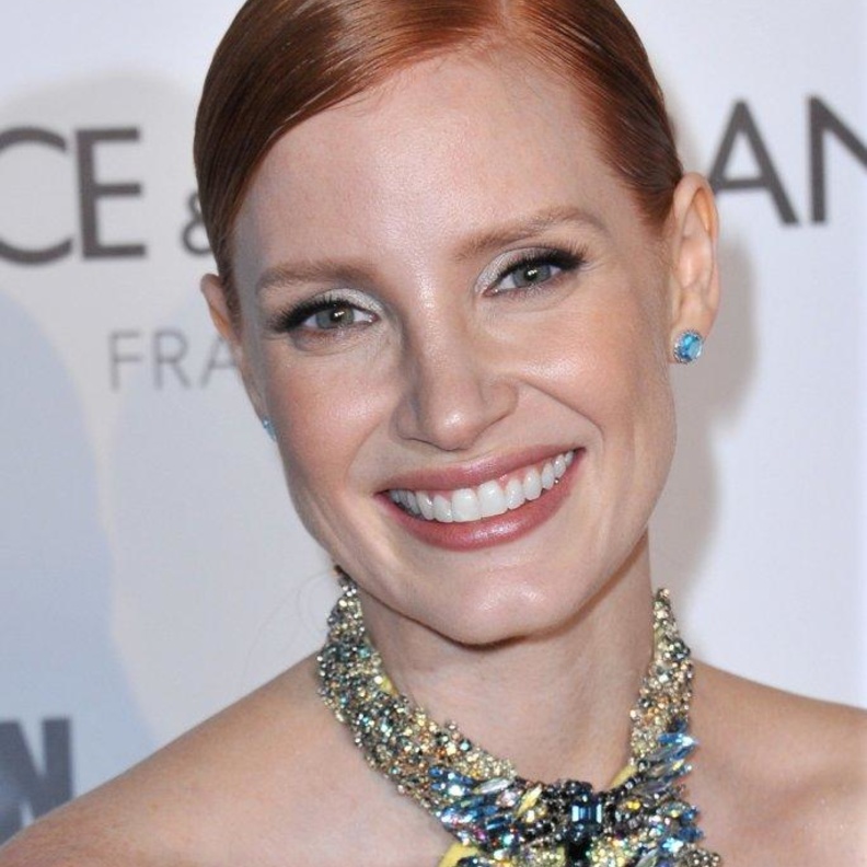 أبرز نصائح الجمال للمرأة الأربعينية من وحي النجمات العالميات