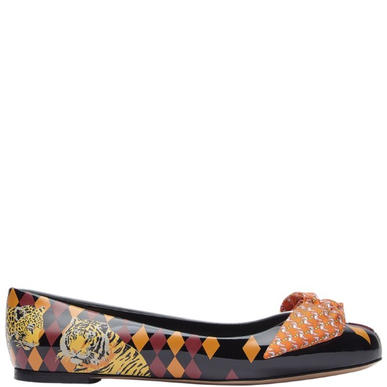 Salvatore Ferragamo Icon-Up تشكيلة جديدة مصغرة من القطع المعاد تدويرها