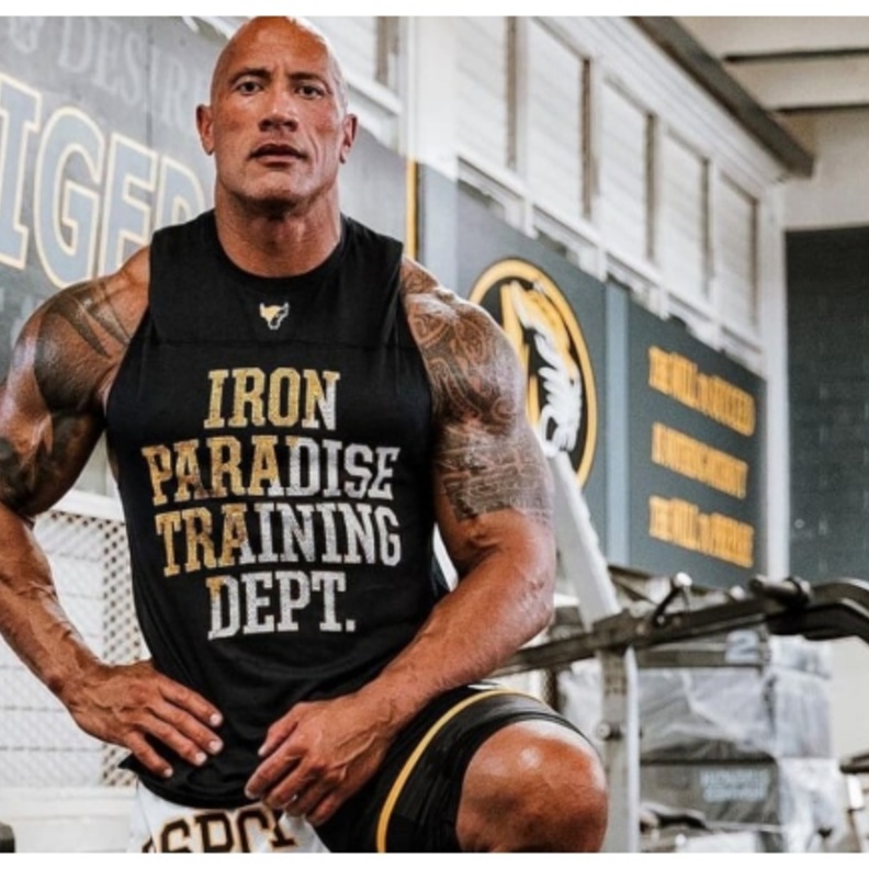 دواين جونسون يكشف عن اللقطات الأولى من فيلمه المرتقب "Black Adam"