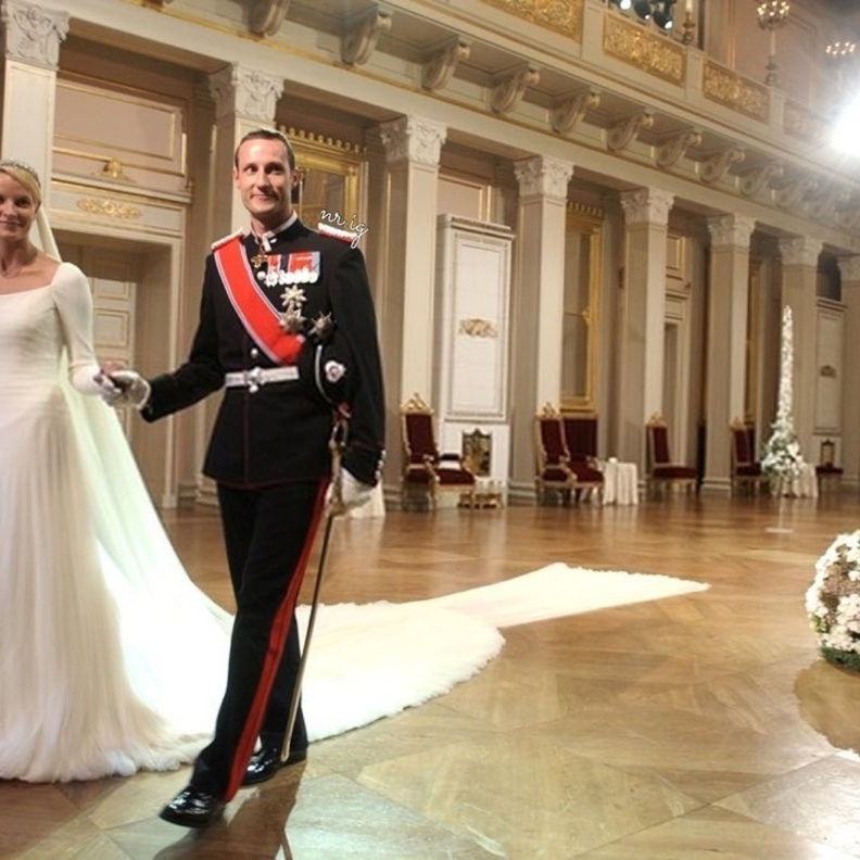 الحب لا يعرف المستحيل.. قصص حب بين عامة الشعب وأفراد العائلة الملكية انتهت بالزواج