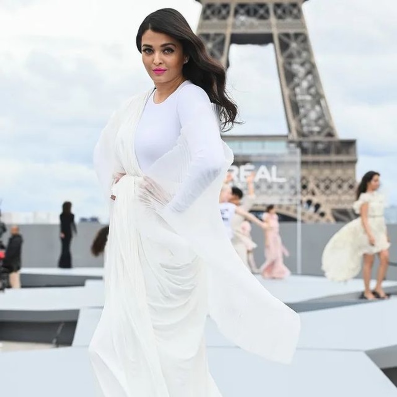 أحدث ظهور لآيشواريا راي في أسبوع الموضة في باريس