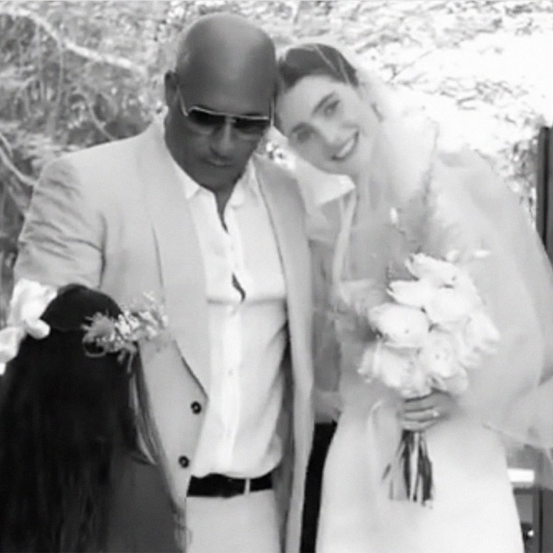 ميدو ووكر تتزوج من لويس ثورنتون آلان