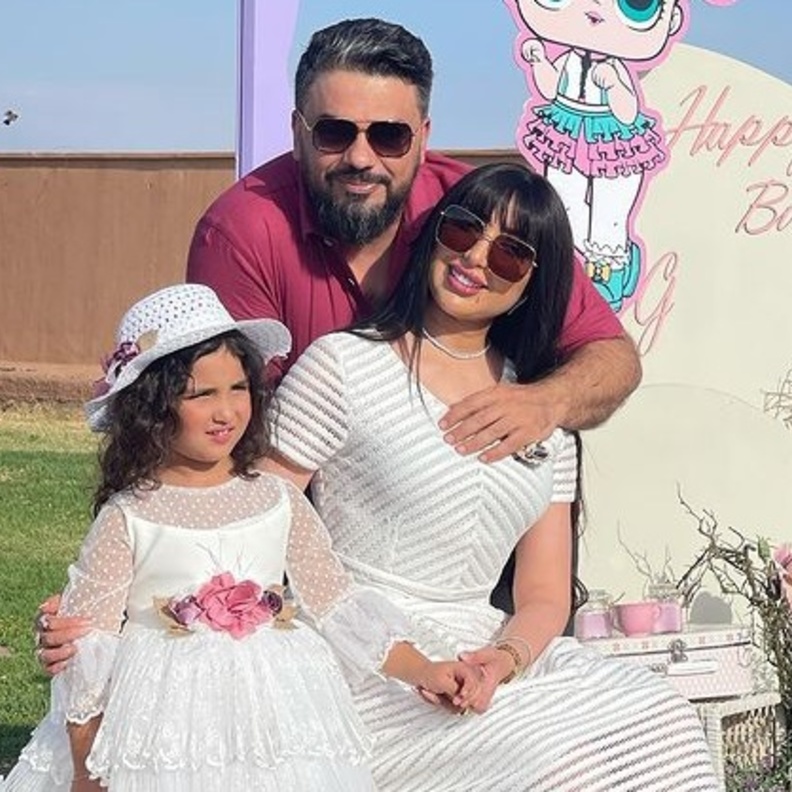 دنيا بطمة تحتفل بعيد ميلاد ابنتها