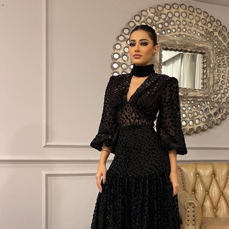 الفنانة رحمة رياض