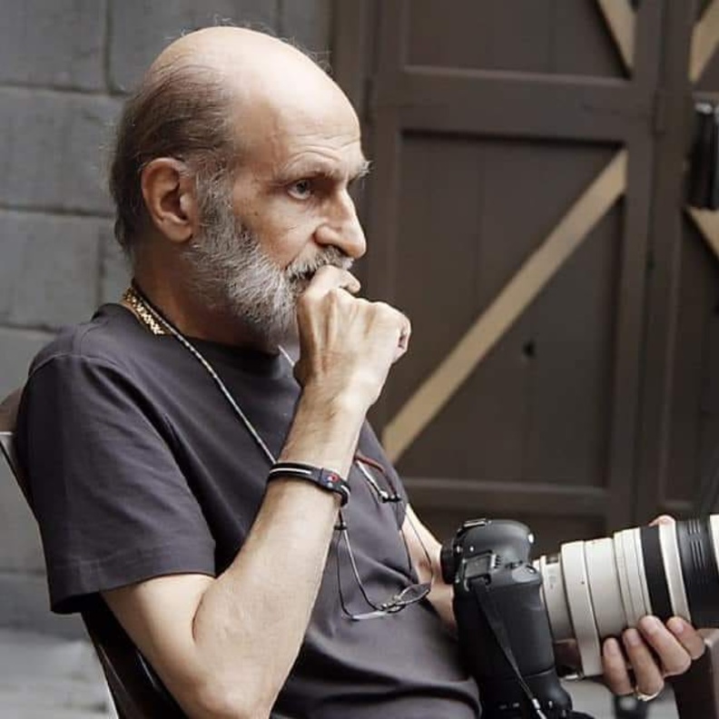 المخرج هشام شربتجي في العناية المركزة والنجوم يناشدون الدعاء له